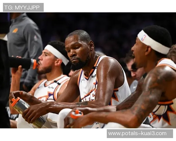 2015年NBA季后赛快船与火箭的经典对决回顾与分析 2015年NBA季后赛快船与火箭的经典对决回顾与分析