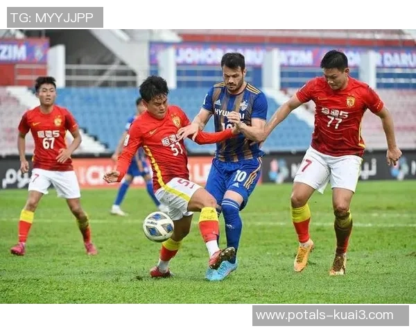 克莱蒙与普瑞兰斯的精彩对决揭示了足球战术的博弈与团队协作的重要性 克莱蒙与普瑞兰斯的精彩对决揭示了足球战术的博弈与团队协作的重要性