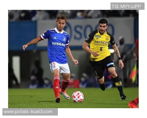 名古屋与札幌的激烈对决展现日本足球的魅力与激情 名古屋与札幌的激烈对决展现日本足球的魅力与激情