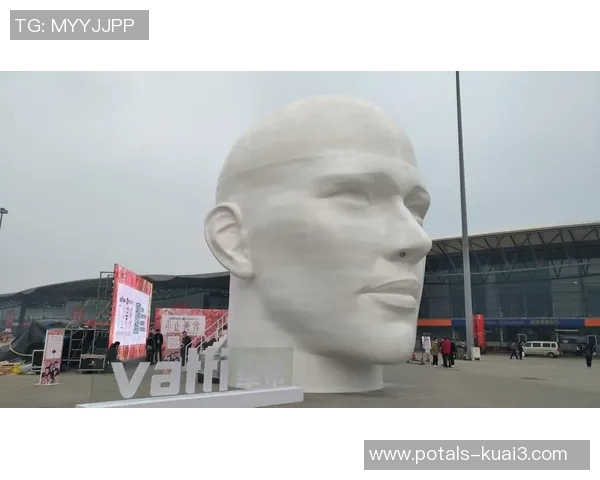 李泓澎：探索科技与人文交融的未来之路与创新思维